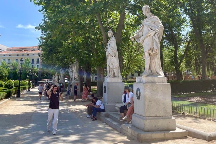 Nobles Illusions Harsh Truths in Madrid Outdoor Escape Room Game