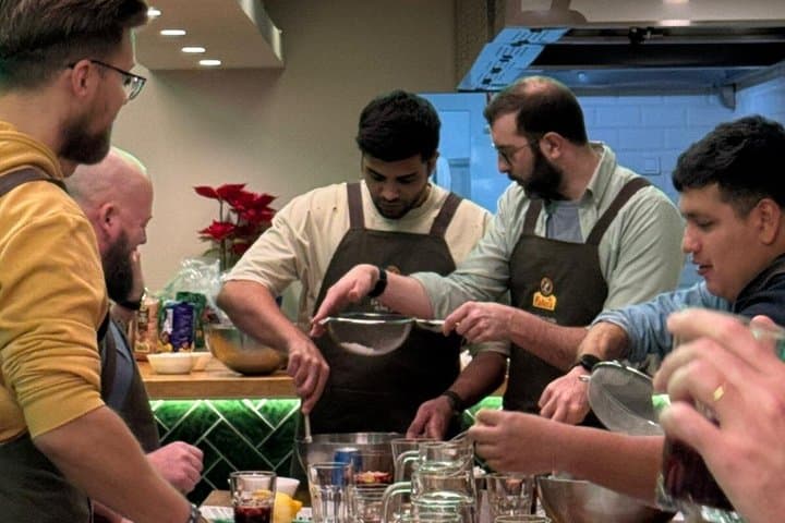 Paella workshop with market visit and oil tasting