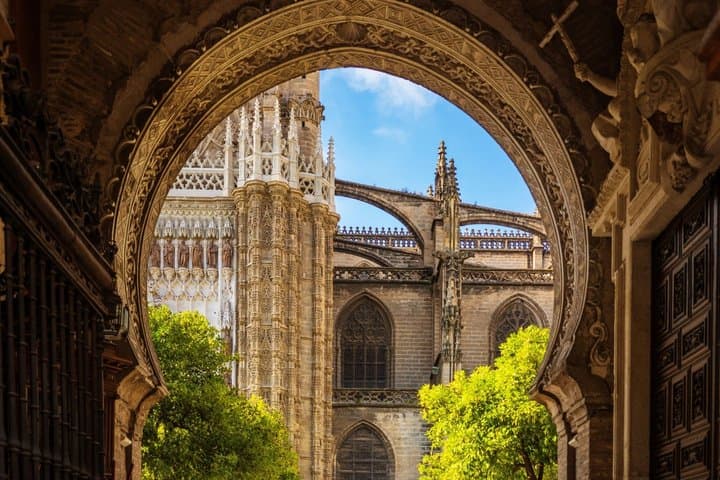 Seville Cathedral & Giralda tour with Priority Tickets