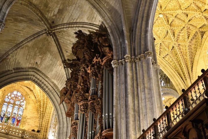 Seville Cathedral & Giralda tour with Priority Tickets