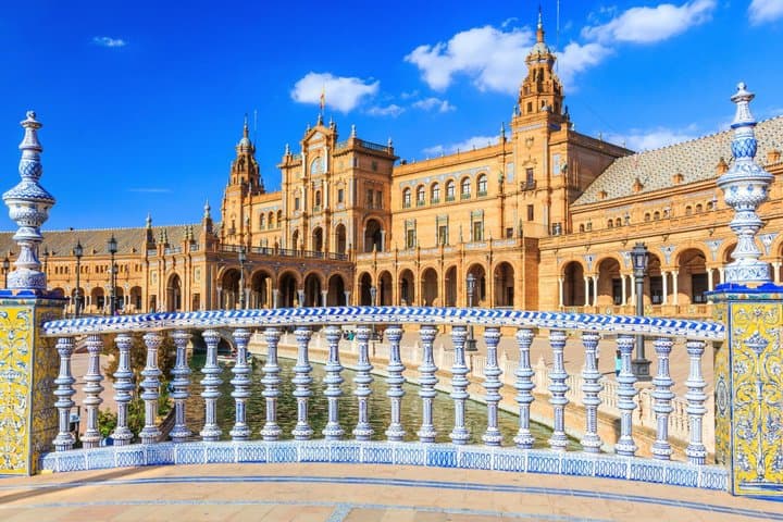 Seville tour with private car