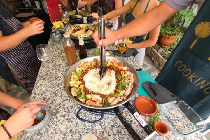 Tenerife: Paella Cooking Class in Traditional Canarian House