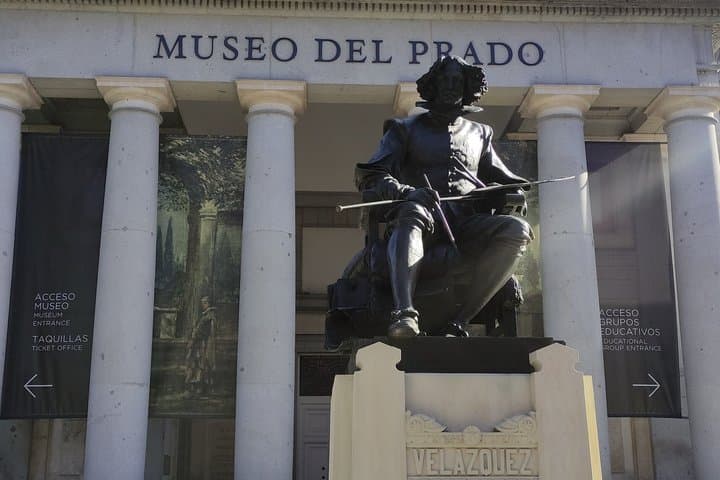 Prado Museum Exclusive Tour with Skip-the-line (Max 6 people)