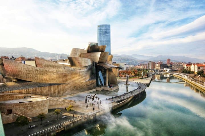 Northern Spain (Shell Bay & Art Landmarks) 4-Day Private Tour