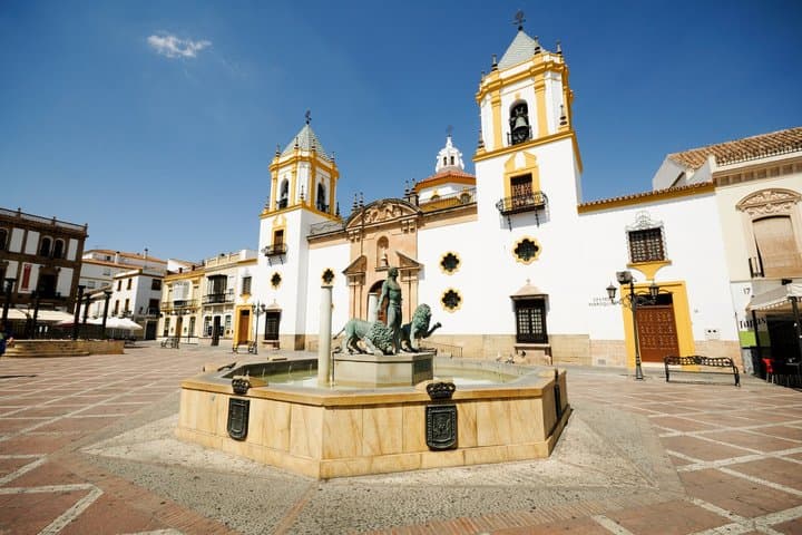 Andalusian Horizons 3 Day Escape Through Cadiz Ronda and Vejer