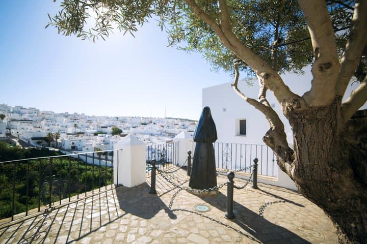 Andalusian Horizons 3 Day Escape Through Cadiz Ronda and Vejer