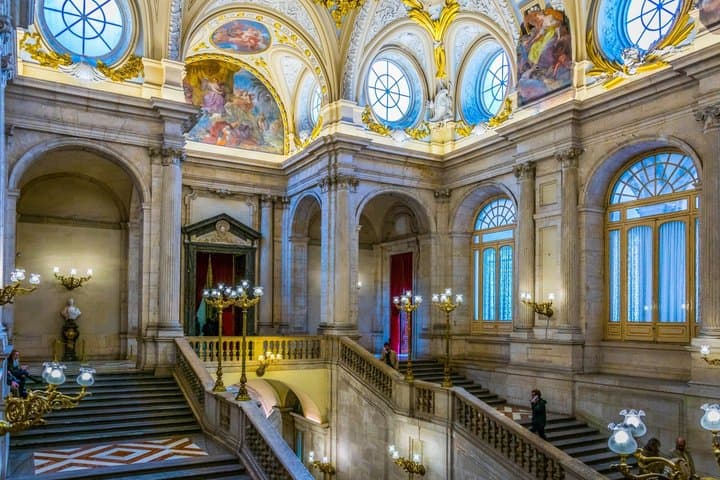 Madrid: Guided Tour of the Royal Palace of Madrid with Ticket