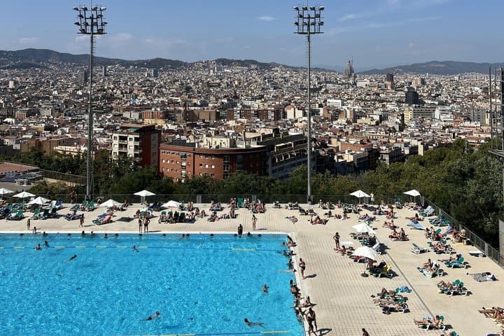 Barcelona Olympic Tour with Teleférico Port Cable Car and Tapas