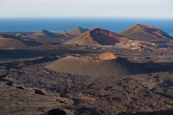 Timanfaya Evening Experience and Volcano Dinner
