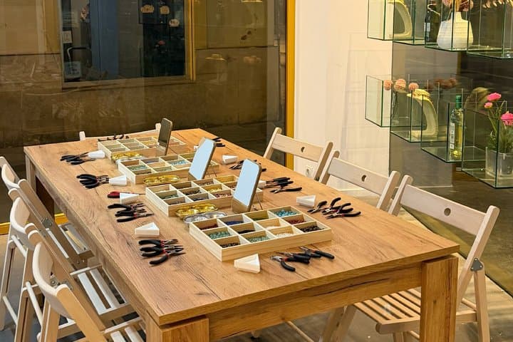 Jewelry Workshop with Unlimited Wine