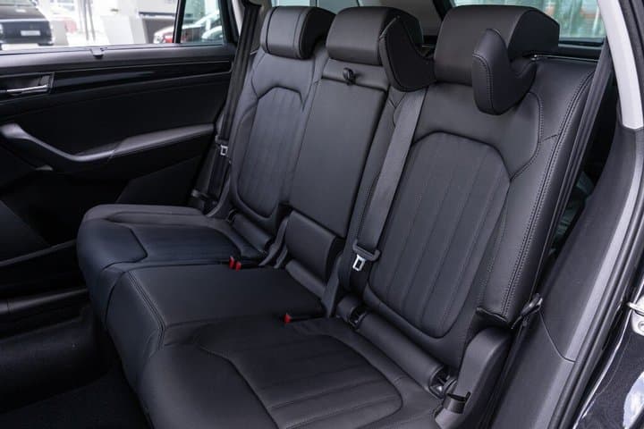 Round Trip Private Transfer Madrid Airport to Toledo by Car