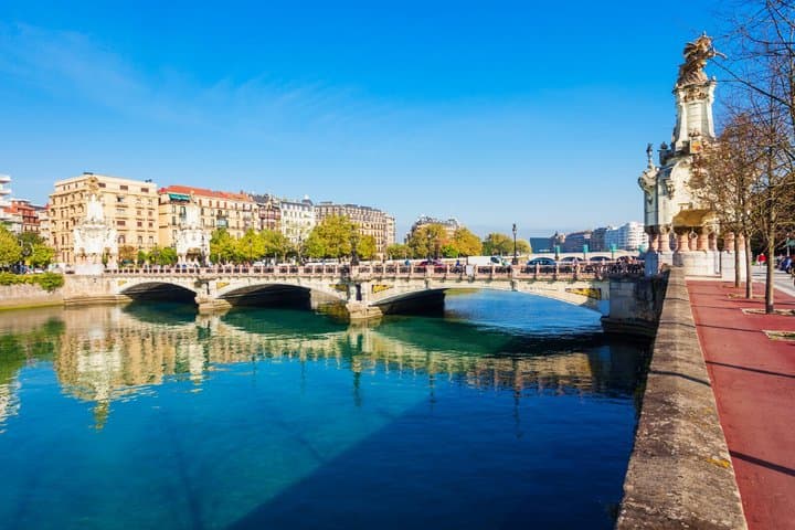 San Sebastian Audio Guided Walking Tour 3h15 and 26 reviews