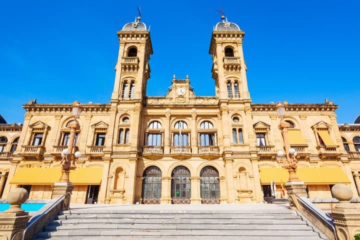 San Sebastian Audio Guided Walking Tour 3h15 and 26 reviews