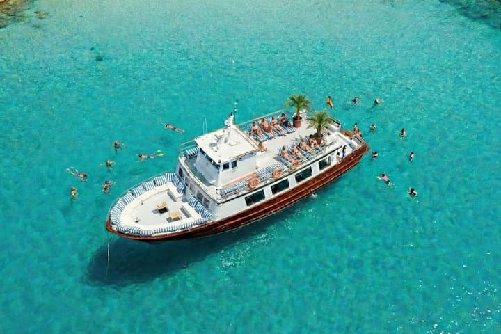 San Antonio to Formentera and Es Vedrà Day Boat Tour with Meals