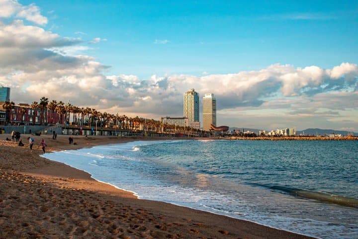 TukTuk tour of Barcelona, the mountains and the beach