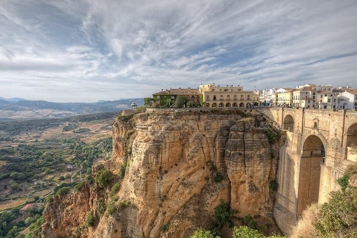 Private Transfer from Granada to Seville with Stopover in Ronda