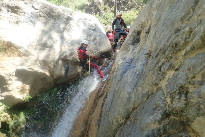 Río Verde Canyoning: Turquoise Water Jumps Near Granada & Málaga
