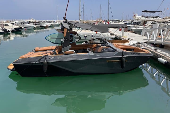 Private boat in Marbella with drinks and water sports