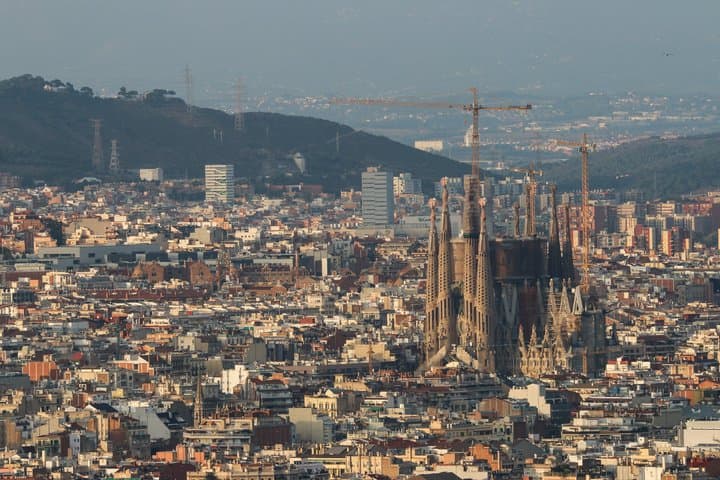 Barcelona Sagrada Familia Premium Group Visit