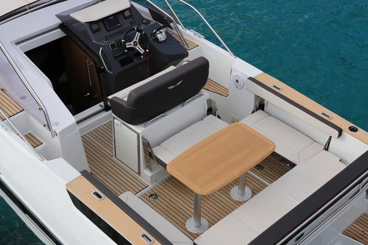 Valencia Private Motorboat Rental with drinks