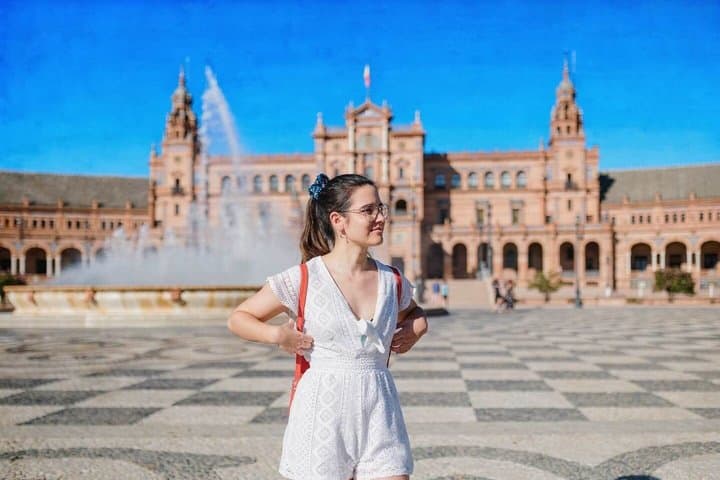 Hello Sevilla: Private 2-Hour Intro City Walk with Local Guide