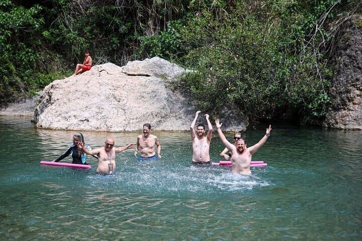 Desde Valencia: Aguas termales de Montanejos y Cuevas San Jose
