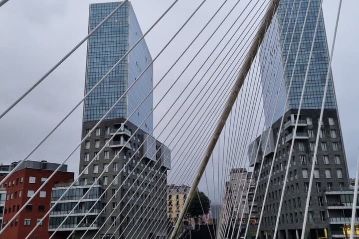 Private Bilbao to Getxo Scenic Bike Tour with Coastal Views