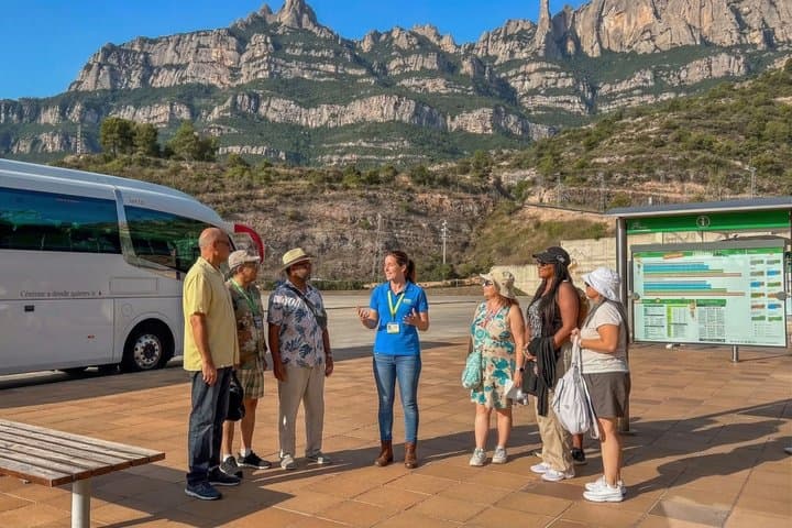 Barcelona Montserrat Guided Tour with Museum Entry