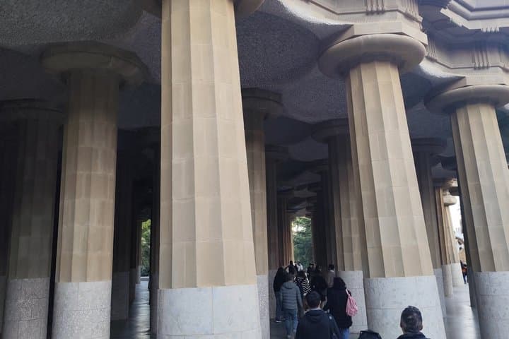 Barcelona Guided Tour in Park Guell Quick Access and Official Guide