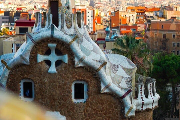 Barcelona Guided Tour in Park Guell Quick Access and Official Guide