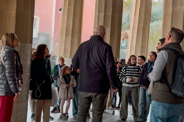Barcelona Guided Tour in Park Guell Quick Access and Official Guide