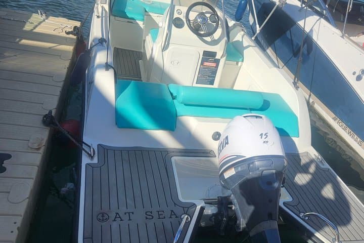 Torrevieja boat s without license for 6 people