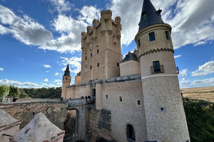 Private Day Trip to Ávila and Segovia from Madrid