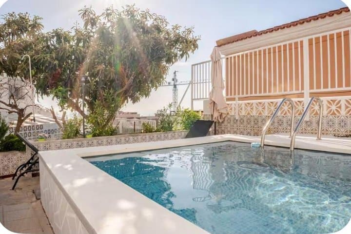 Private Full Service: Driver, Guide, Tours & Villa Accommodation
