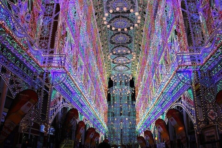 Fallas Tour Discover the light and soul of Las Fallas with us