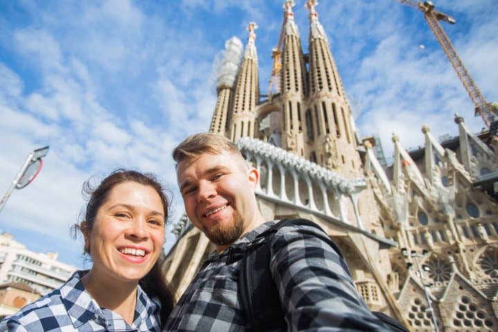 Gaudi houses Private Tour: La Pedrera & Casa Vicens Skip-the-Line