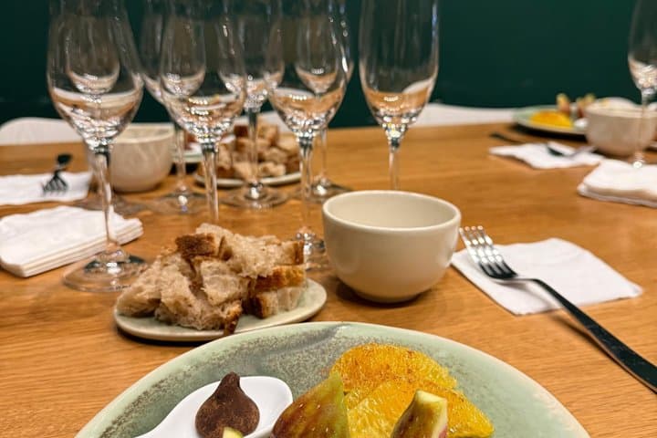 NEW! Small Group Spanish Olive Oil Tasting in Barcelona with Cava