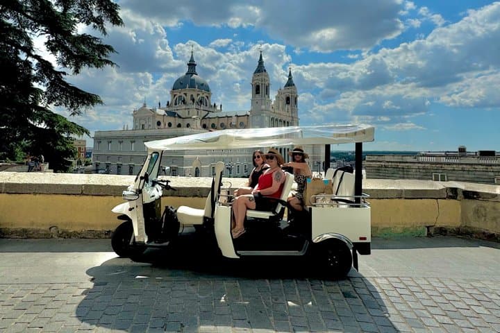 Explore all of Madrid in Record Time: Tour in Electric Tuk Tuk