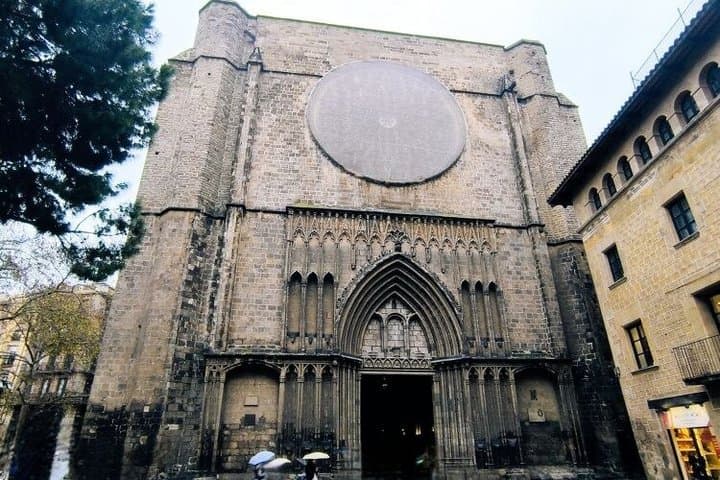 Private Self Guided Audio Tour in Gothic Quarter Barcelona
