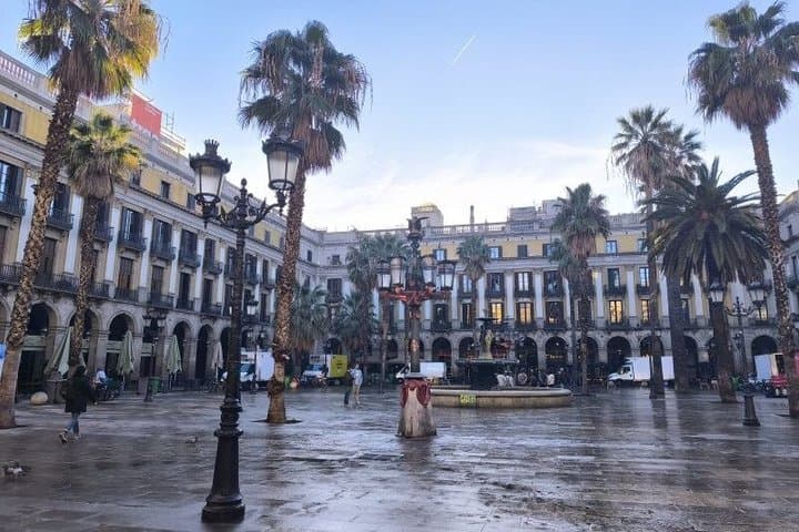 Private Self Guided Audio Tour in Gothic Quarter Barcelona