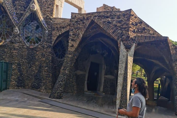Gaudi Lesser-Known Art: Colonia Guell, Casa Vicens & Bellesguard