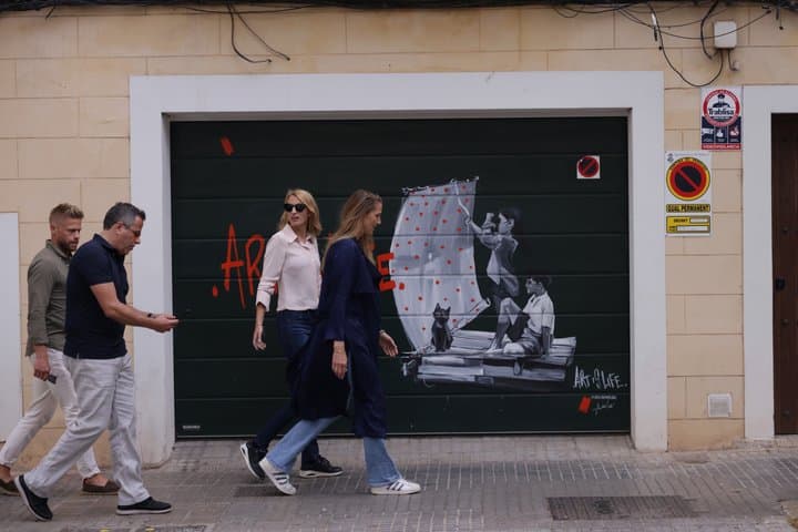 Self-guided food tour in Santa Catalina, Palma de Mallorca