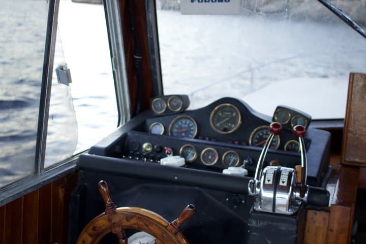 Private Tour in LLAÜT a Calo d’es Moro in 2 hours