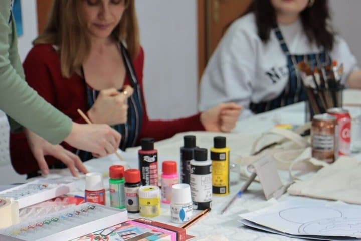 Alicante Design Your Own Tote Bag Art Workshop