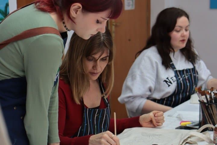 Alicante Design Your Own Tote Bag Art Workshop