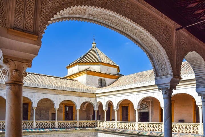 Seville: Palacio de las Dueñas and Casa de Pilatos Tour