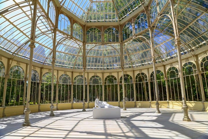 Retiro Park Madrid Walking Tour with Audioguide (no ticket)