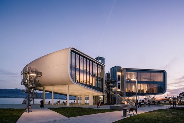 Santander: Private Guided Tour of the Centro Botín with Tickets