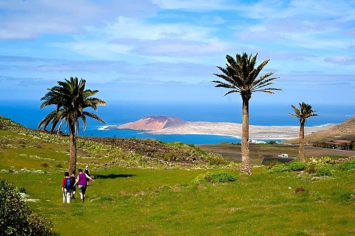Hiking trail to the Crown Volcano and the Famara Rocks