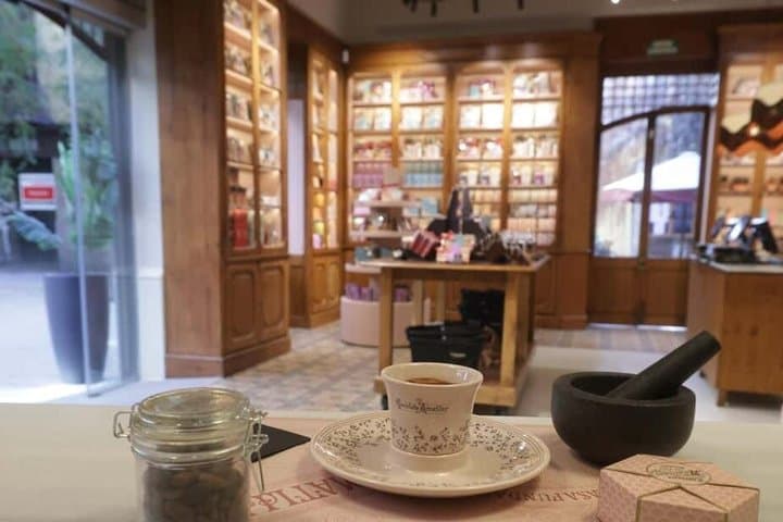 El Born Dragon Hunt and Chocolate Workshop
